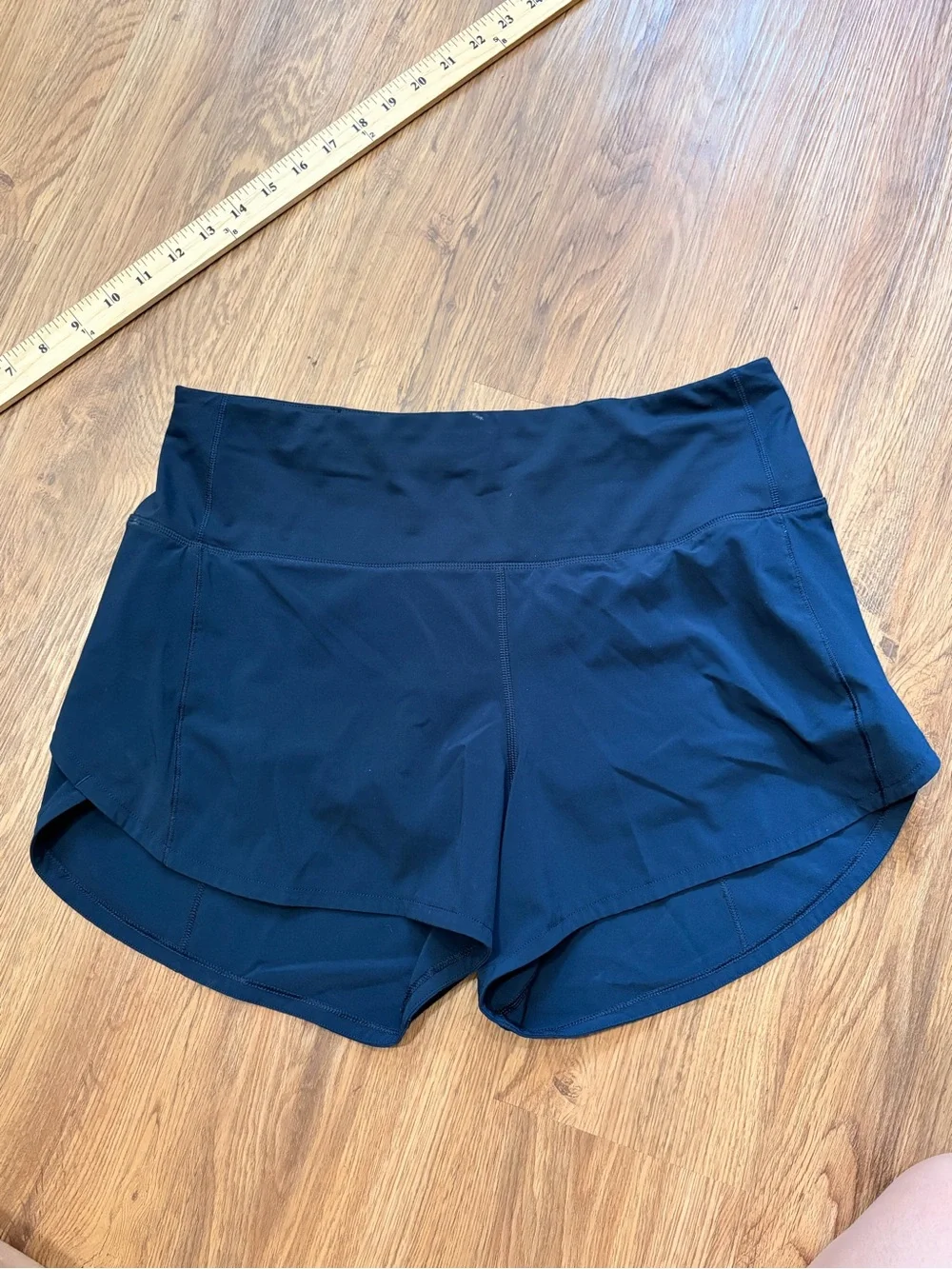 Lululemon Speed Up High-Rise Lined Short Size 8 Navy Blue - Picture 9 of 14